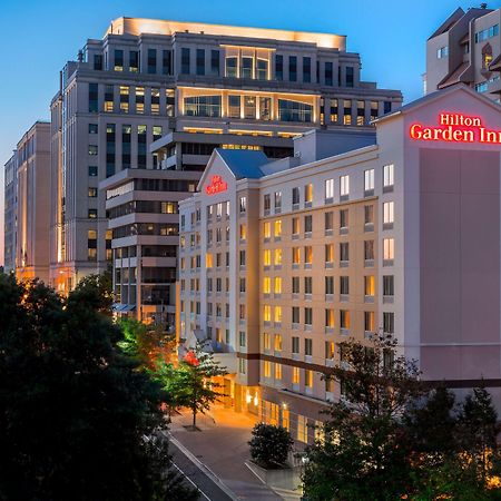 Hilton Garden Inn Arlington/Courthouse Plaza Esterno foto