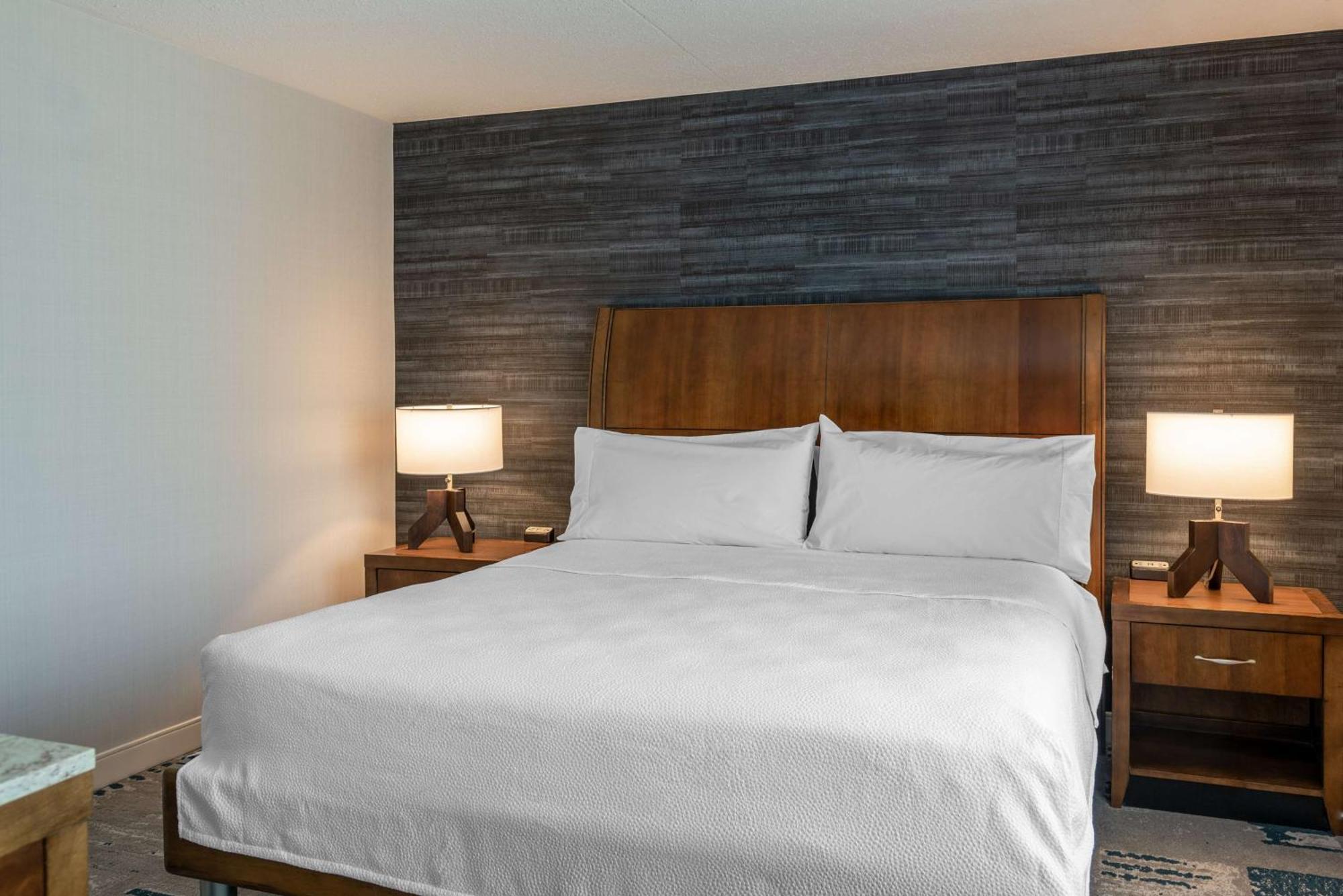 Hilton Garden Inn Arlington/Courthouse Plaza Esterno foto