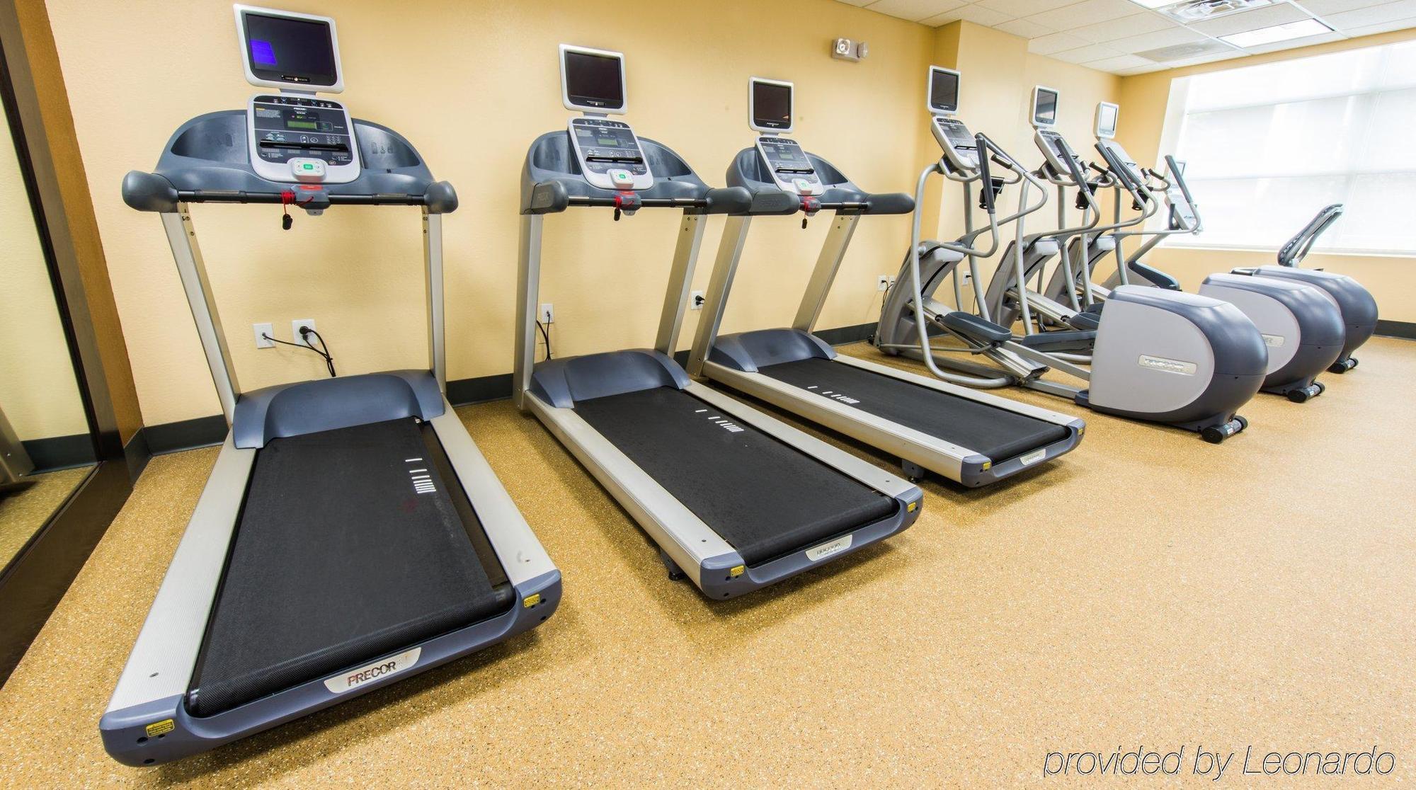 Hilton Garden Inn Arlington/Courthouse Plaza Esterno foto